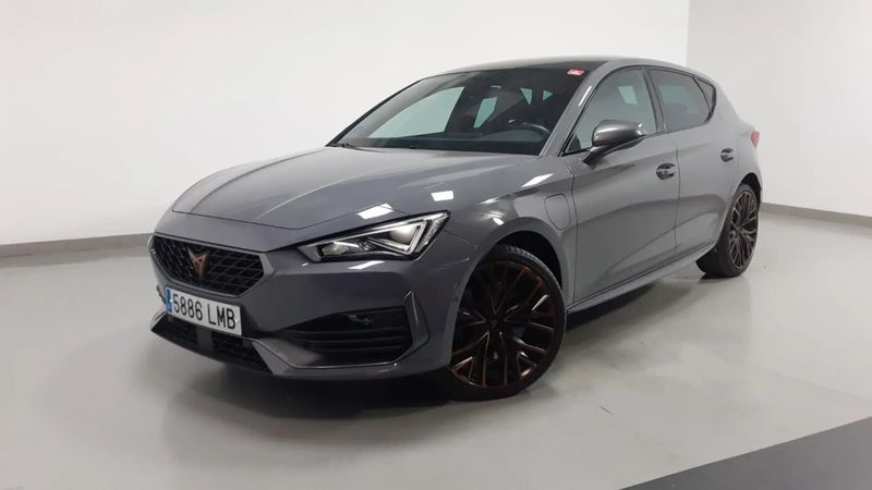 Seat Leon • 2020 • 35,651 km 1