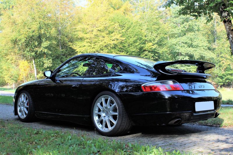 Porsche 911 • 2000 • 117,890 km 2