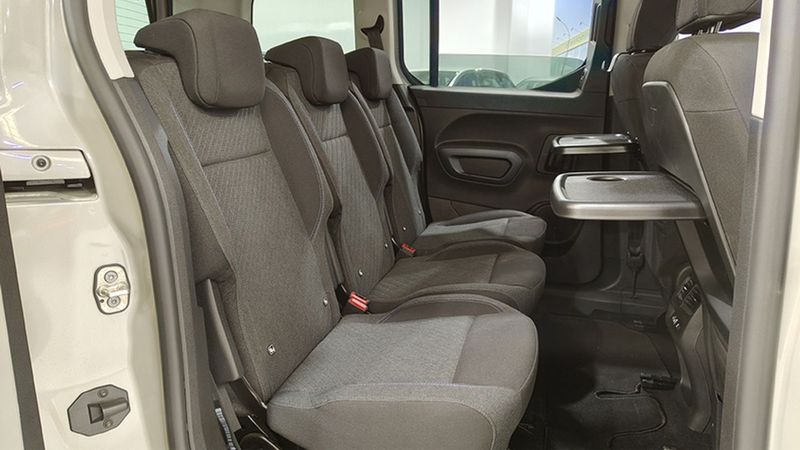 Peugeot Bipper • 2021 • 20,248 km 8