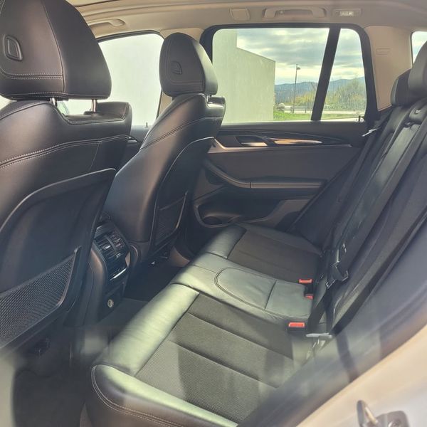 BMW X3 • 2019 • 59,209 km 4