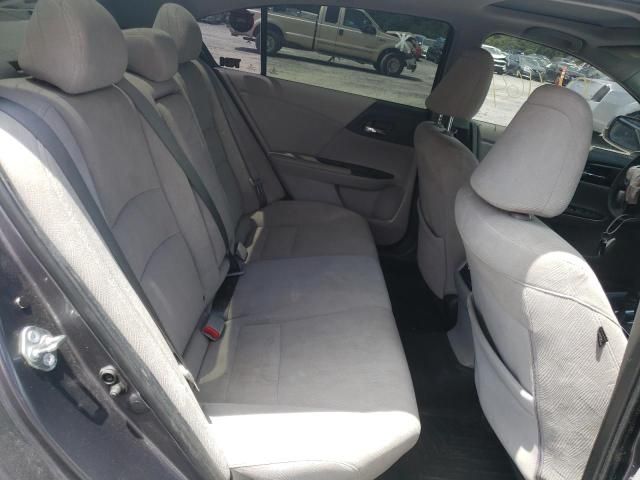 Honda Accord • 2015 • 12 km 6