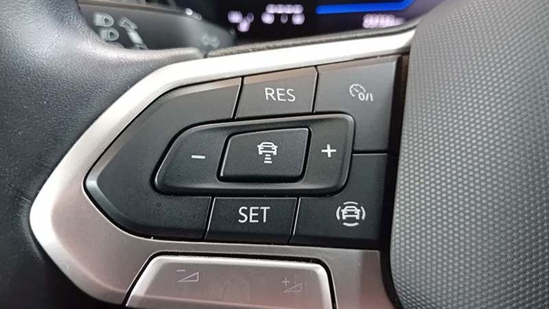 Volkswagen T-Cross • 2023 • 23,733 km 7