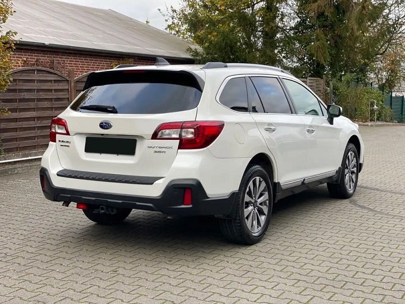 Subaru Outback • 2018 • 74,000 km 7