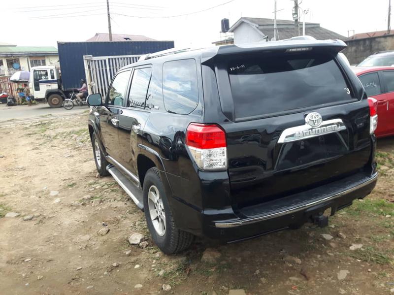 Toyota 4-Runner • 2010 • 78,990 km 12