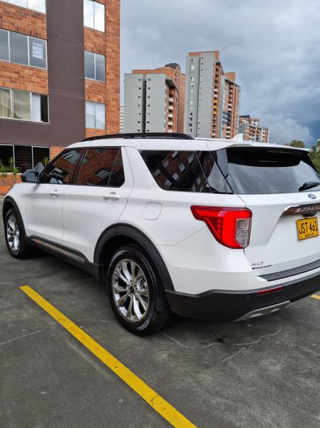 Ford Explorer • 2020 • 7,700 km 9