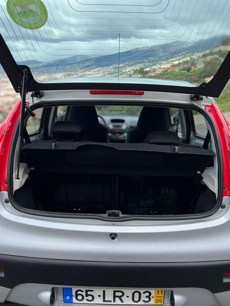 Peugeot 106 • 2011 • 51,000 km 5