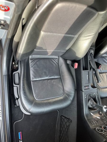 BMW Z3 • 1998 • 130,400 km 2