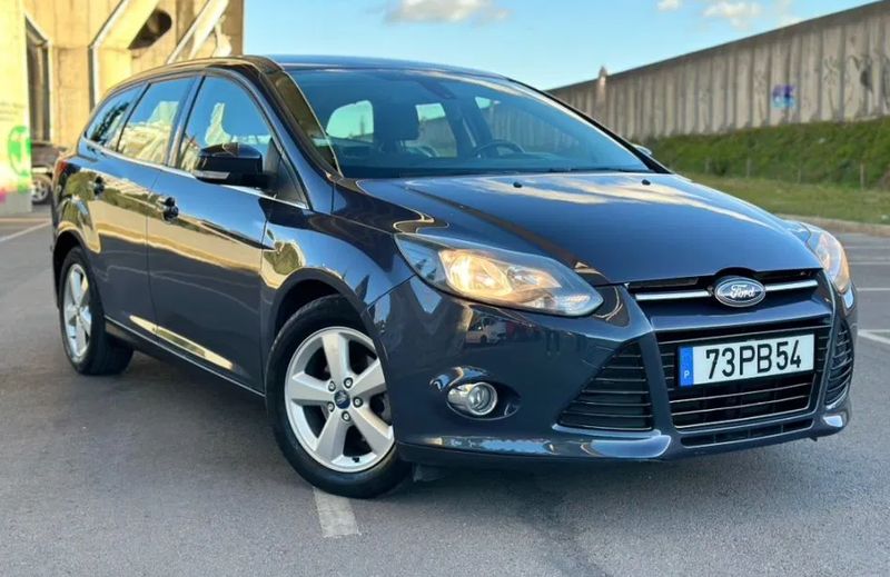 Ford Focus • 2014 • 200,000 km 1
