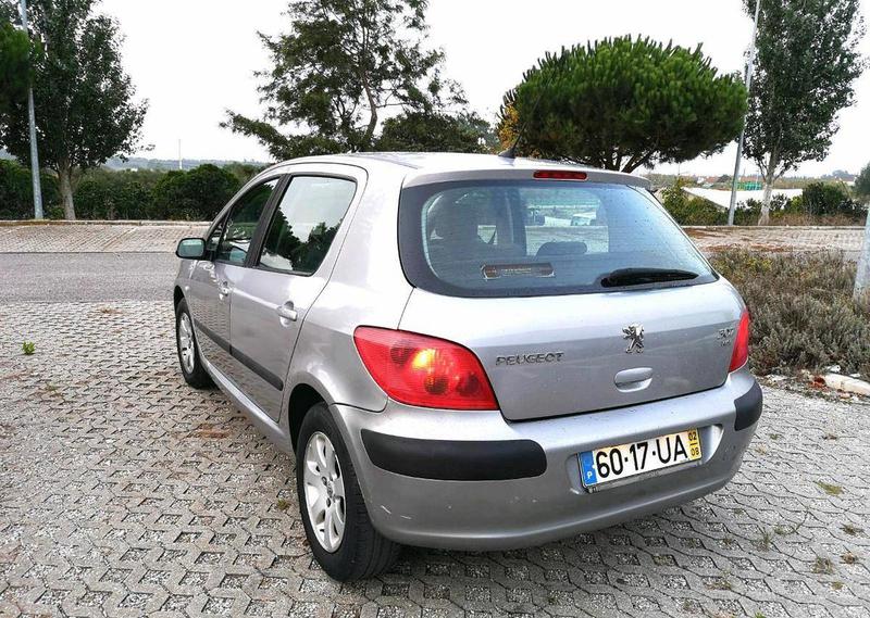 Peugeot 307 • 2002 • 200,000 km 2