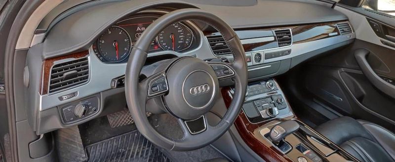 Audi A8 • 2014 • 399,999 km 3