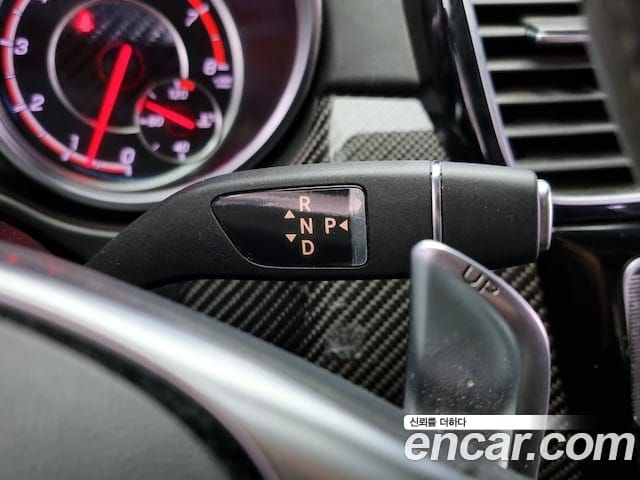 Mercedes-Benz GLE • 2018 • 102 km 17