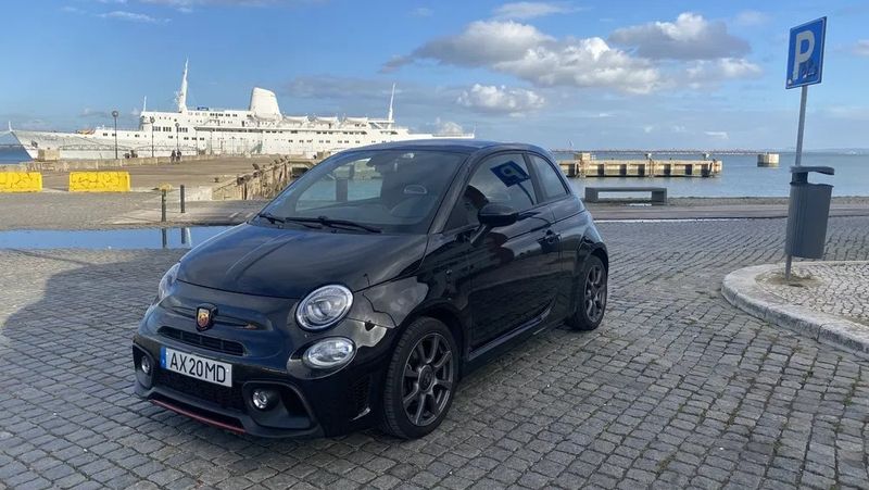 Fiat 500 • 2020 • 28,000 km 1