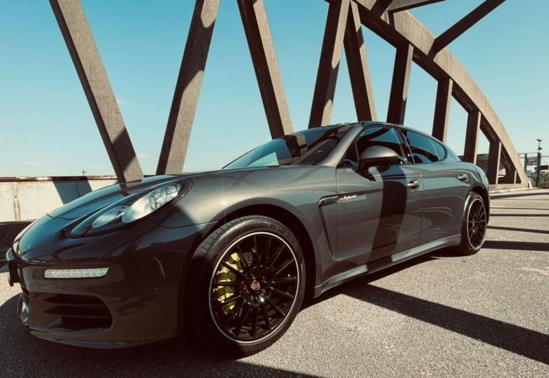 Porsche Panamera • 2014 • 116,000 km 1