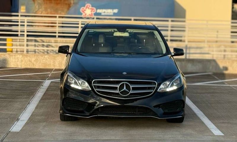 Mercedes-Benz E-Class • 2014 • 50,124 km 1