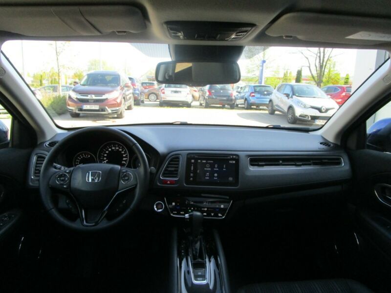 Honda HR-V • 2015 • 127,600 km 3