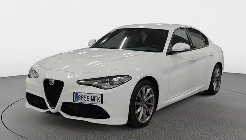 Alfa Romeo Giulia • 2023 • 34,700 km 1