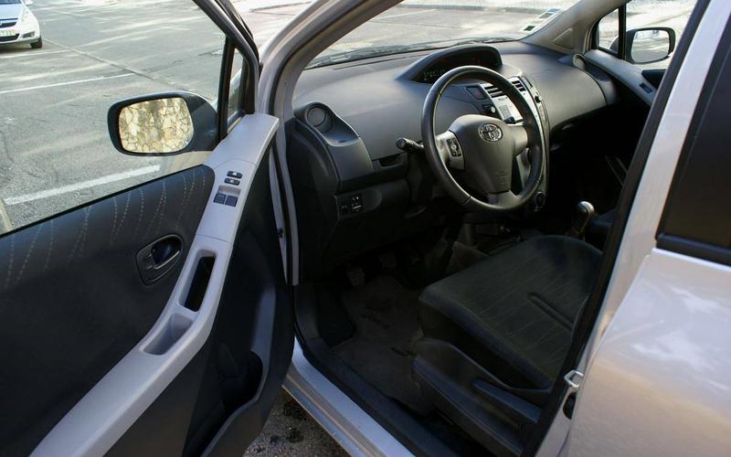 Toyota Yaris • 2008 • 50,000 km 3