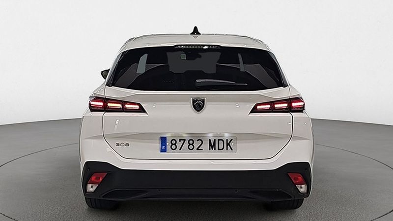 Peugeot 308 • 2023 • 49,426 km 6