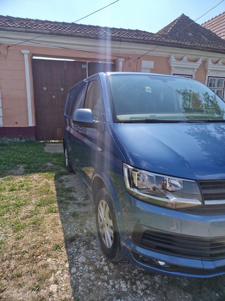 Volkswagen Vanagon • 2017 • 286,400 km 1