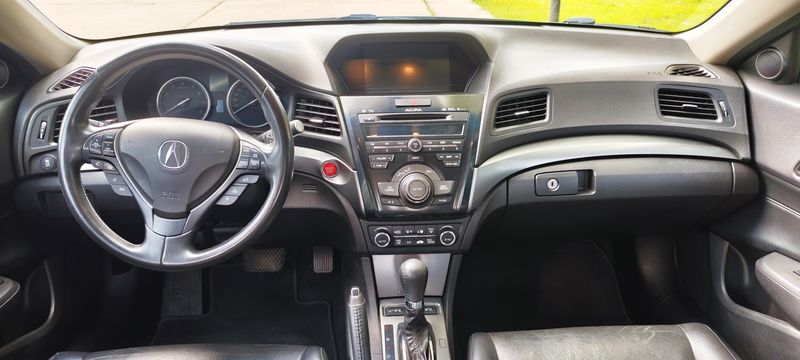 Acura ILX • 2015 • 156,315 km 12