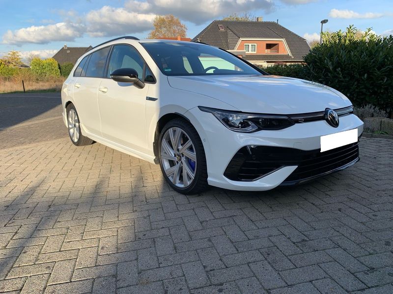 Volkswagen Golf Variant • 2022 • 41,500 km 2