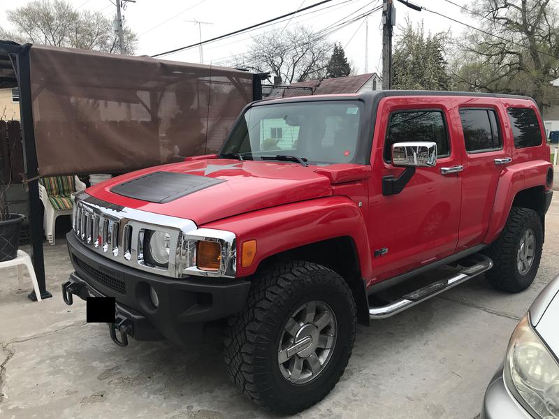 Hummer H3 • 2007 • 120,000 km 2