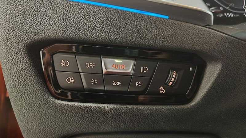 BMW 3 Series • 2020 • 77,642 km 9