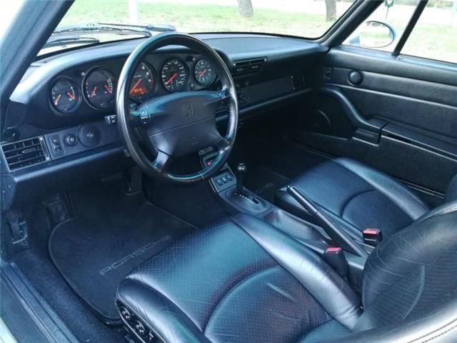 Porsche 911 • 1995 • 125,000 km 4