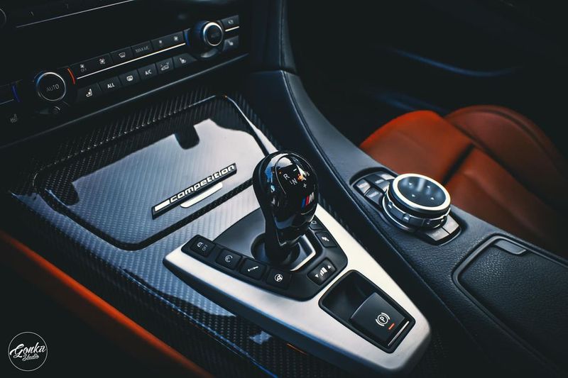 BMW M6 • 2015 • 60,000 km 5
