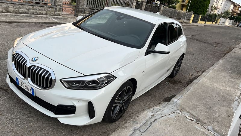 BMW 1 Series • 2022 • 60,000 km 6