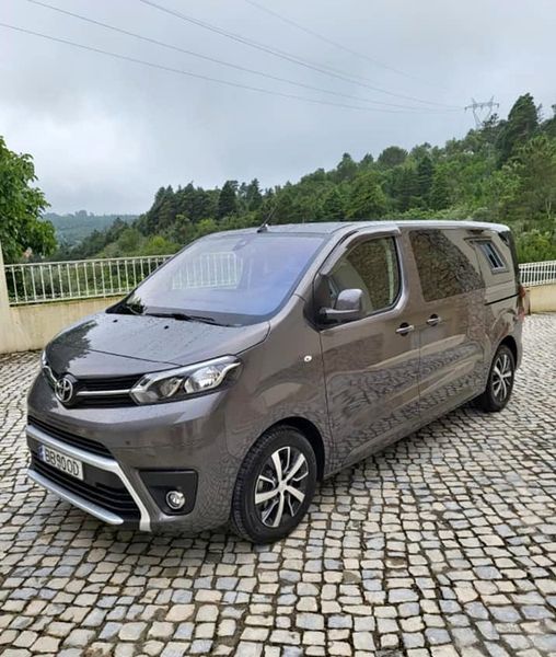 Toyota Hiace • 2023 • 15,000 km 1
