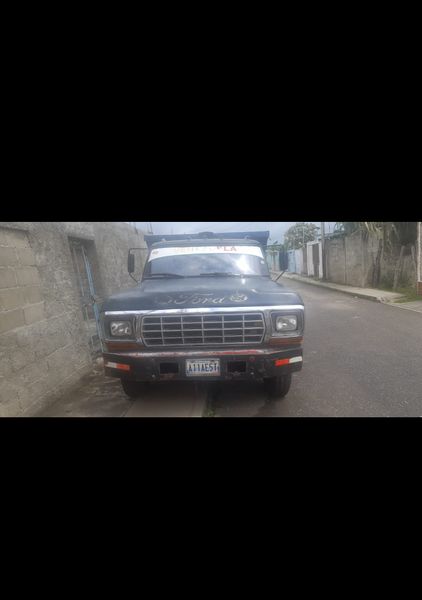 Ford 350 • 1967 • 10,000 km 3