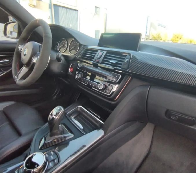 BMW 328i • 2013 • 115,500 km 12