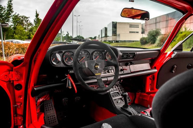 Porsche 911 • 1991 • 23,700 km 1