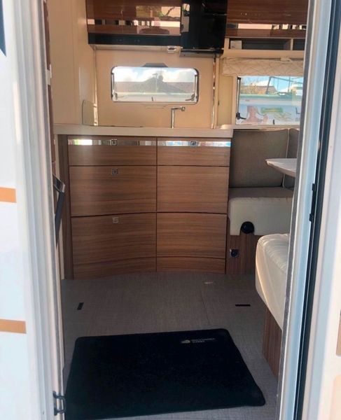 Mercedes-Benz Sprinter • 2021 • 64,000 km 14