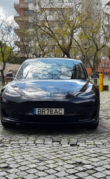 Tesla Model 3 • 2019 • 85,600 km 2