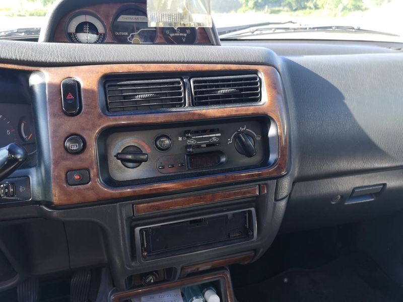 Mitsubishi L200 Pick up • 1997 • 200,000 km 4