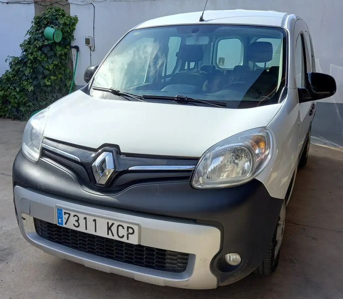 Renault Kangoo • 2017 • 121,374 km 1