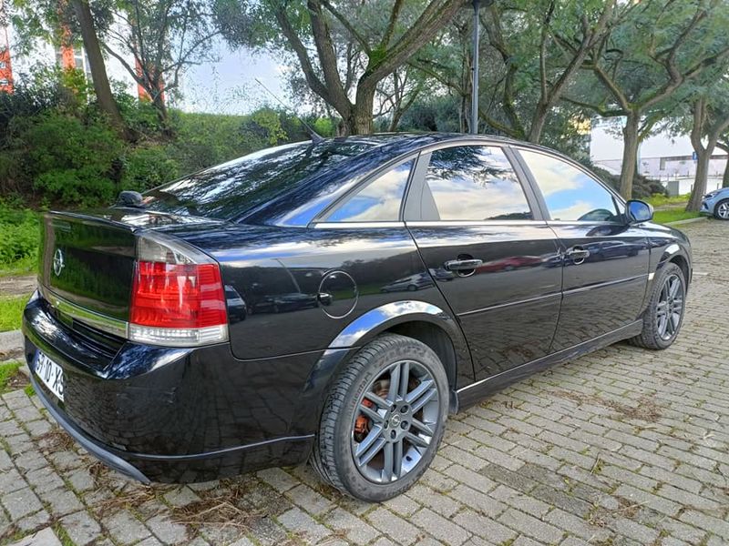 Opel Vectra • 2004 • 266,000 km 8