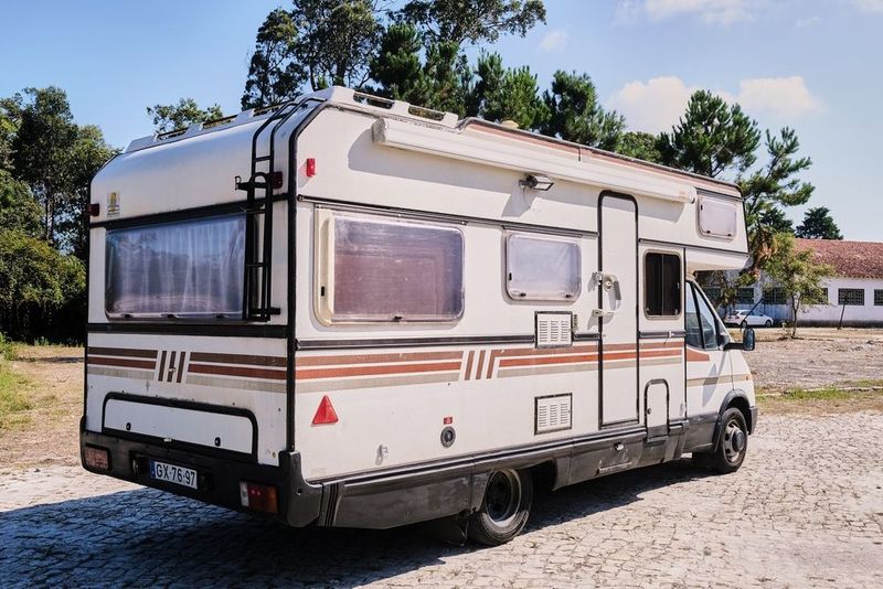 Ford Transit • 1990 • 86,000 km 2