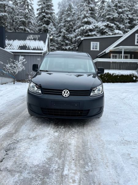 Volkswagen Caddy • 2014 • 143,000 km 2