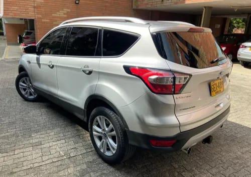 Ford Escape • 2019 • 10,500 km 5