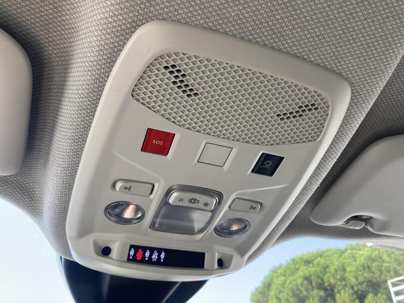 Jeep Compass • 2023 • 17,312 km 5