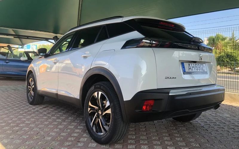 Peugeot 2008 • 2021 • 18,307 km 2