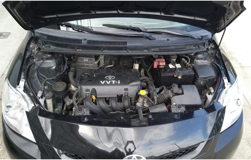 Toyota Yaris • 2008 • 207,000 km 3