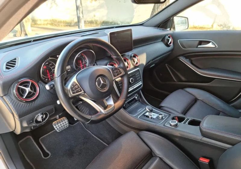 Mercedes-Benz A • 2016 • 66,000 km 2