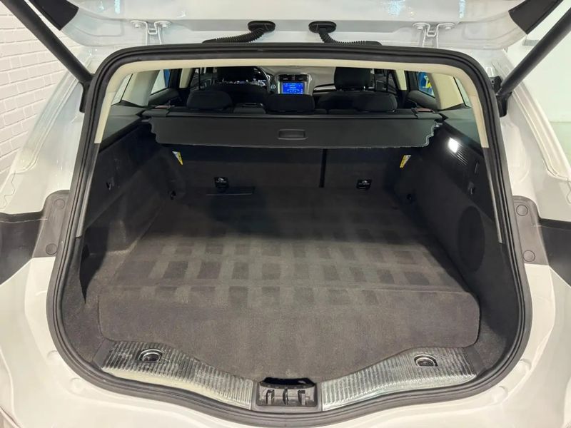 Ford Mondeo Combi • 2021 • 87,000 km 3