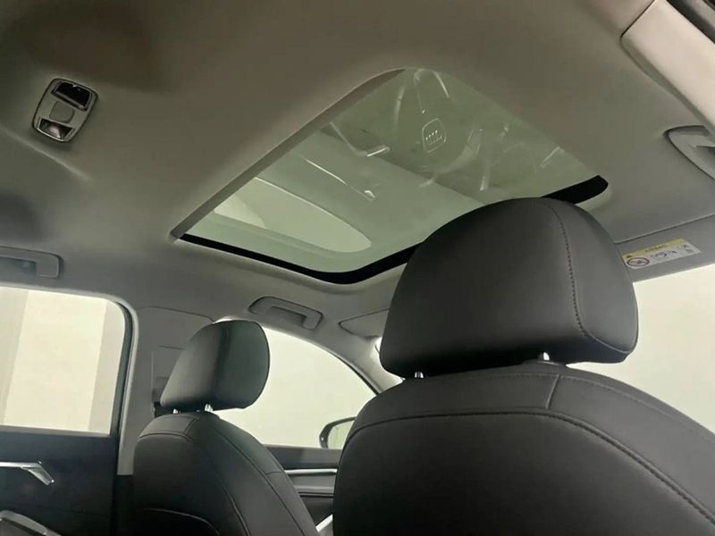 Audi Q3 • 2020 • 26,000 km 12