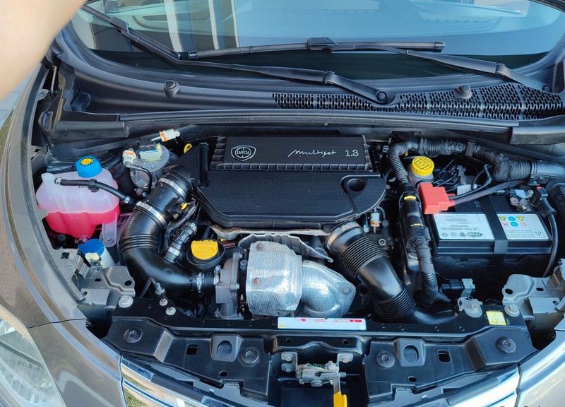 Lexus ES 350 • 2012 • 120,000 km 4