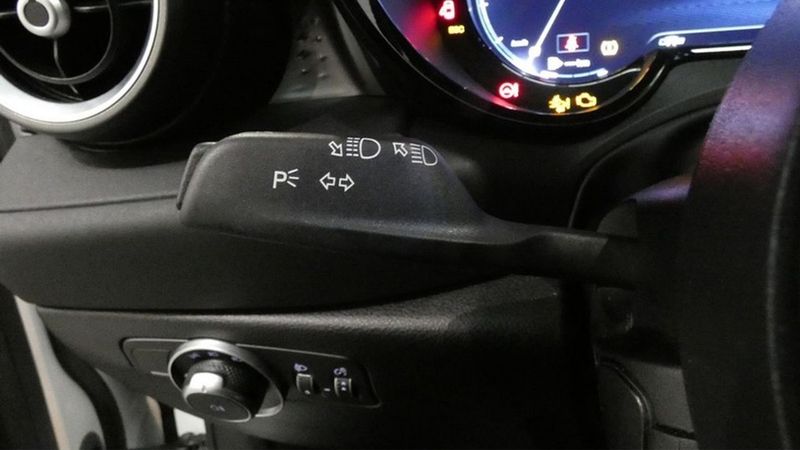 Alfa Romeo Crosswagon • 2023 • 46,343 km 14